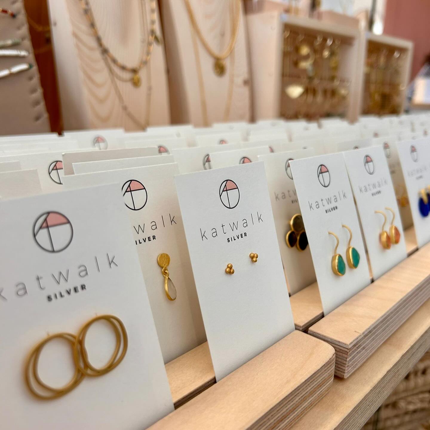 Katwalk Silver Vendor