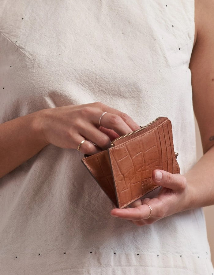 Lola Coin Purse - Cognac Croco