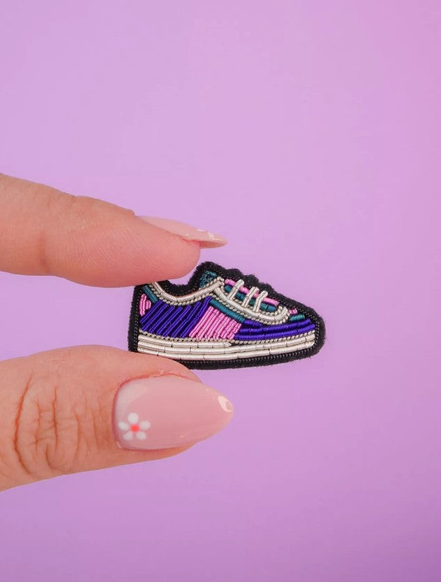 Broche - Sneakers Addict