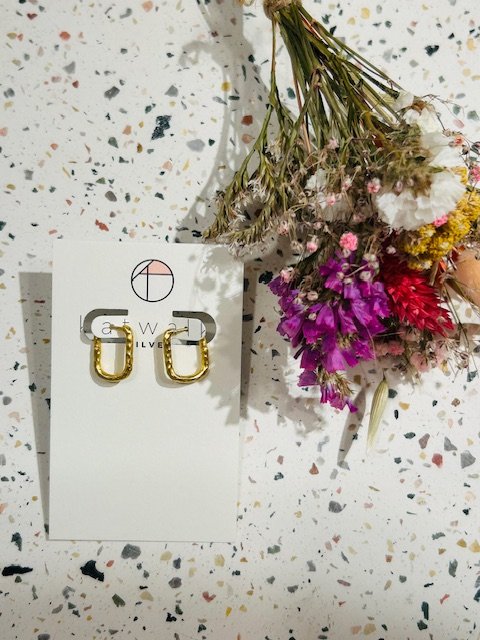 Boucles d'oreilles - or - créole rectanle arrondi martelé