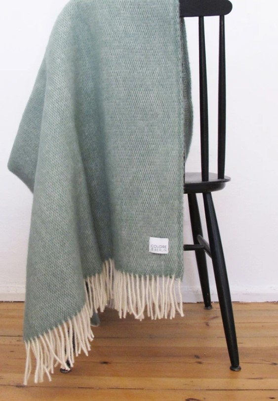 Wool blanket - Pick stitch - greenstone