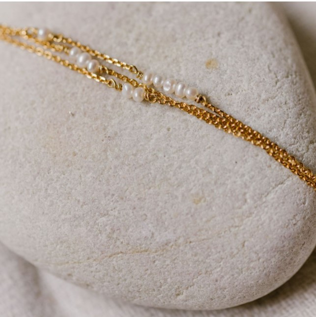 Bracelet 10843 Uma plaqué or - perle d'eau douce - Amulette