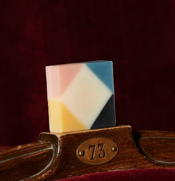 Savon surgras - ARLEQUIN N°1 - Rose fraiche