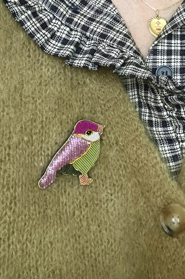 Broche oiseau brodé - cyclamen & lilas