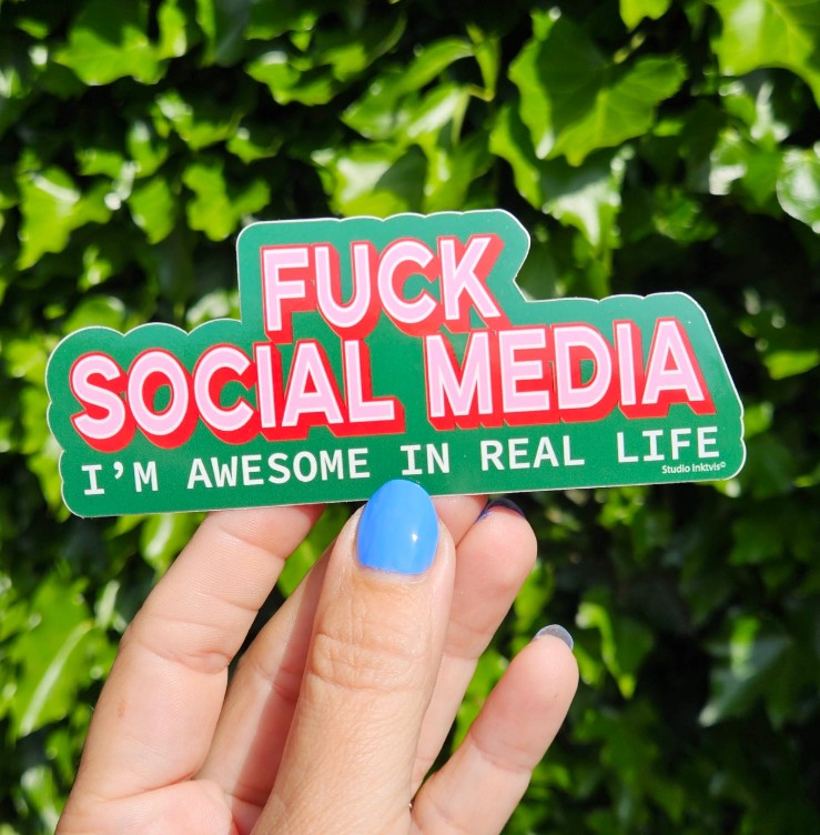 Sticker - Fuck social media