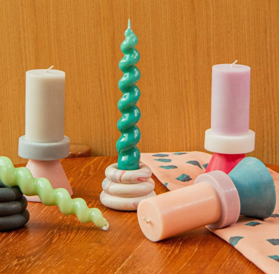 Bougie Stack haute rose saumon/parme/bleu