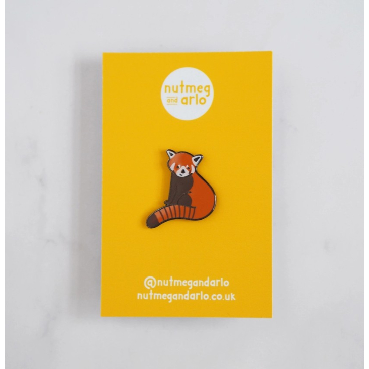 Broche en émail - Panda Roux