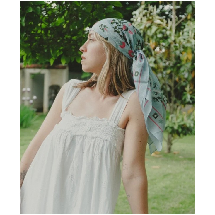 Foulard secret garden coton - ciel