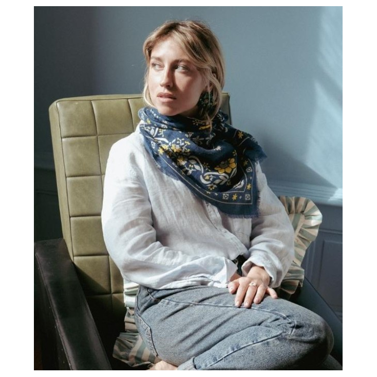 Foulard Secret Garden laine/soie- navy