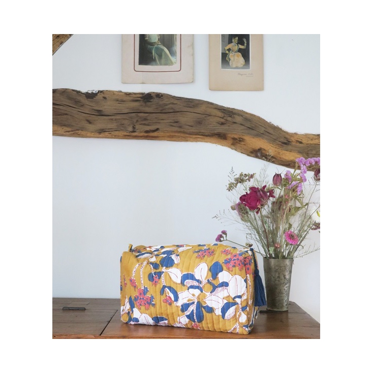 Big Travel Pouch - Iris - Mustard
