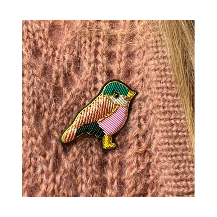 Broche oiseau brodé