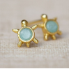 Boucle d'oreille clou tortue avec 3mm amazonite 10064-GB-5