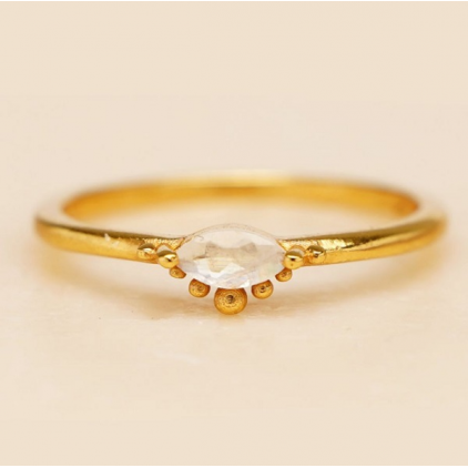 Ring white moonstone 2,5x5mm single dots gem 4276-GB-1-056