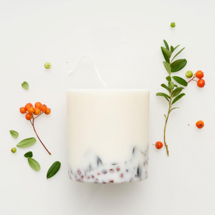 Soy wax candle - 515ml - Ashberries & bilberry leaves with lavender fragrance
