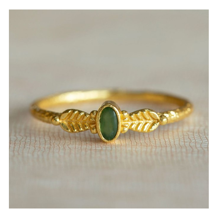 Bague Adoré oval nefrite with leaves g.pl. taille 52 4356GB7