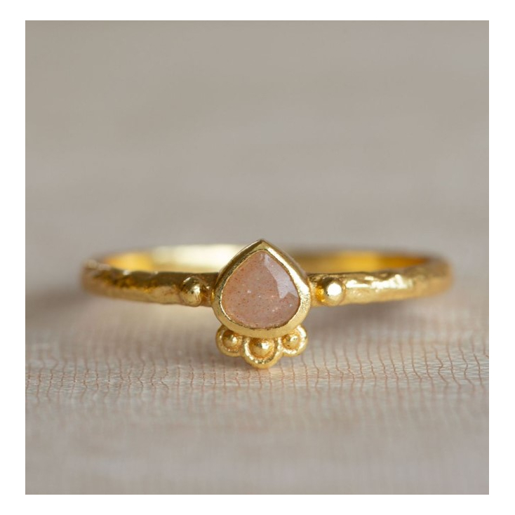 Bague Alie triangle 3mm peach moonstone dots g.pl Taille 54 4359GB4