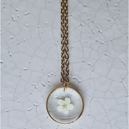 Collier 45 cm Médaillon Fleuri - Petite fleur blanche