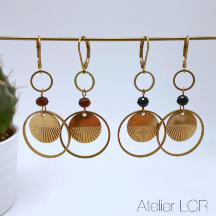 Boucle d'oreille laiton perle de cristal et double cercle - rouge