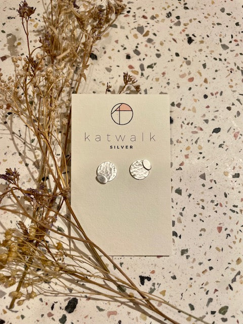 Boucles d'oreilles - argent - rond plein martelé + pastille