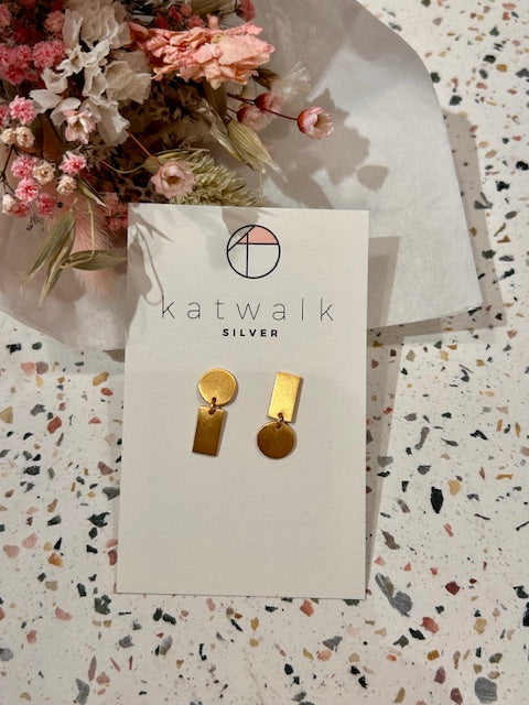 Boucles d'oreilles asymétriques - or - rectangle et rond