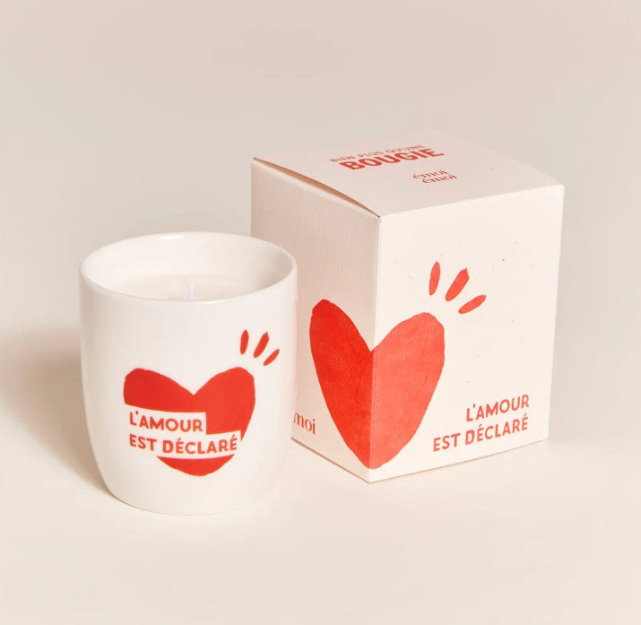 Bougie tasse - L'amour est déclaré - rouge