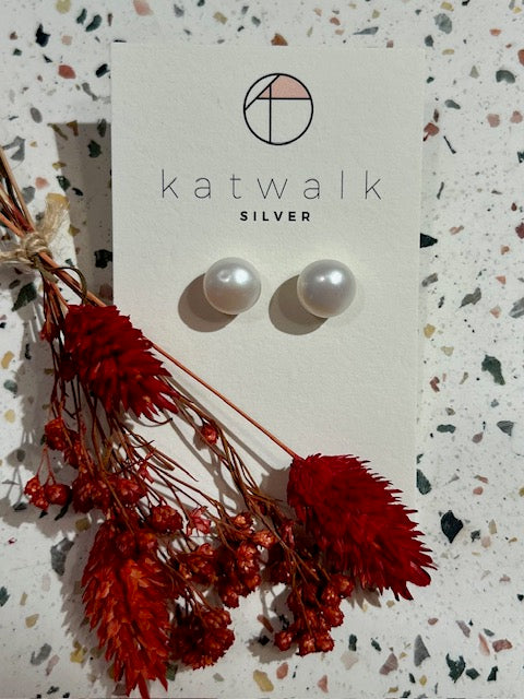 Boucles d'oreilles - messing - grosse perle nacrée