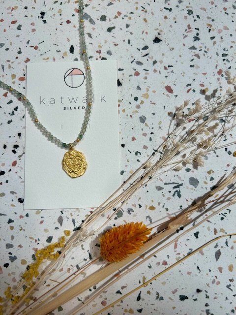 Collier - messing - pierres prénite et piece martellée coeur