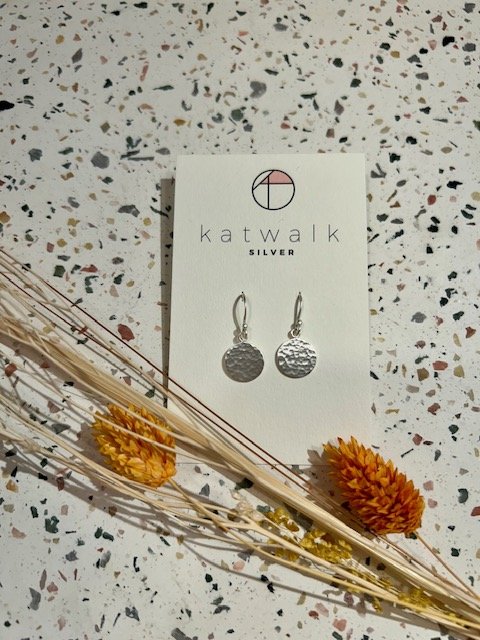 Boucles d'oreilles - argent - pastille martelée pendante