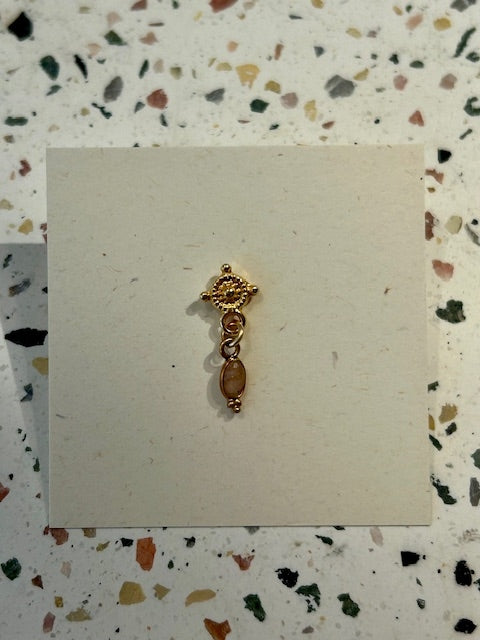 Monoboucle - Medaillon orné et pendentif