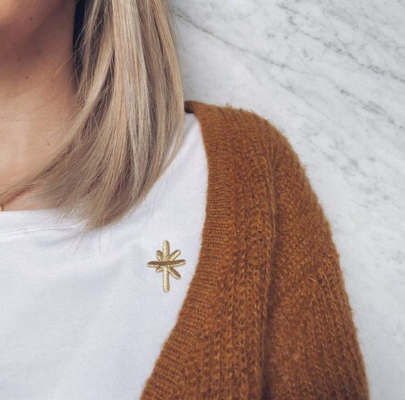 Broderie thermocollante - Petite étoile dorée