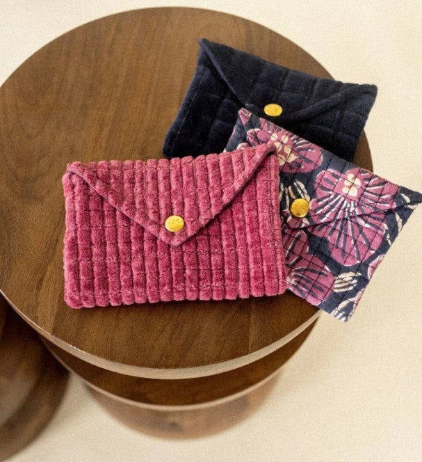 Petite Enveloppe Ravi - Amaryllis - Navy Cherry