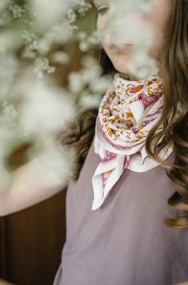 Foulard adulte - Folk Story - Pétale