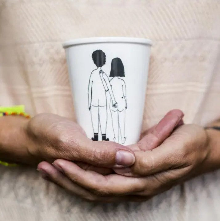 Gobelet - Naked couple back