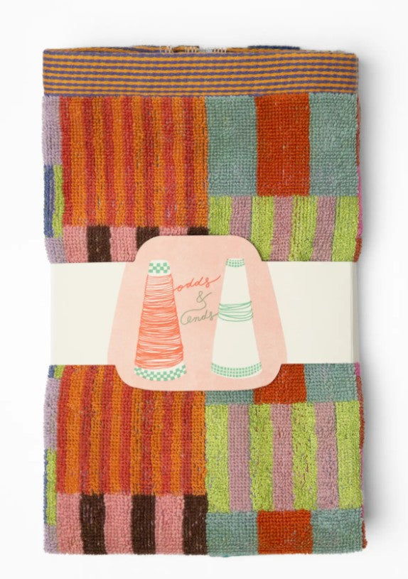 Guest Towel Duo - tulip quilt - 83