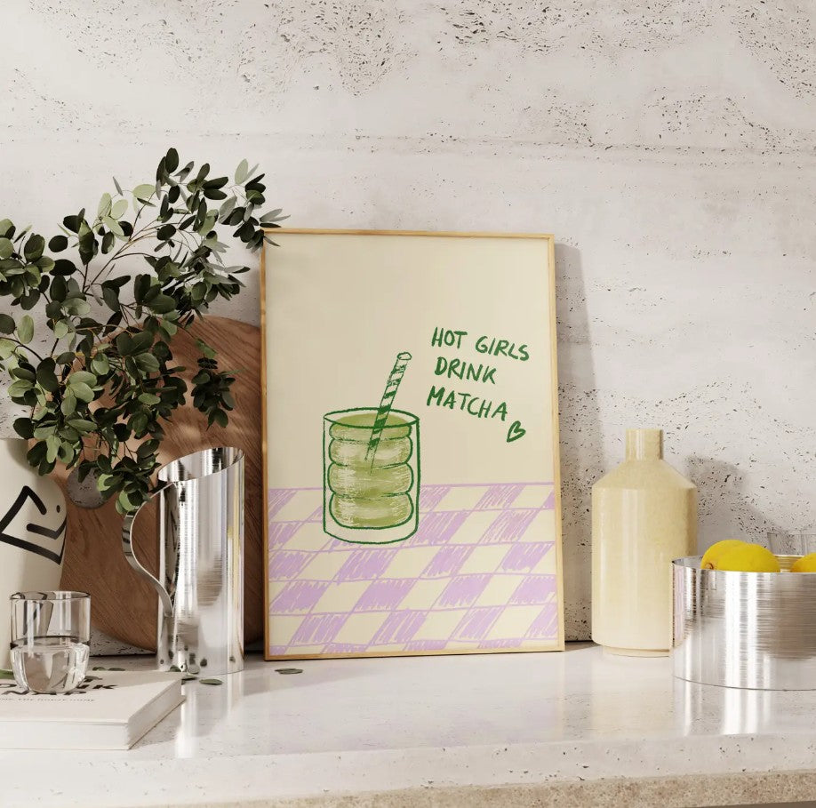 Affiche A5 - Hot girls drink matcha