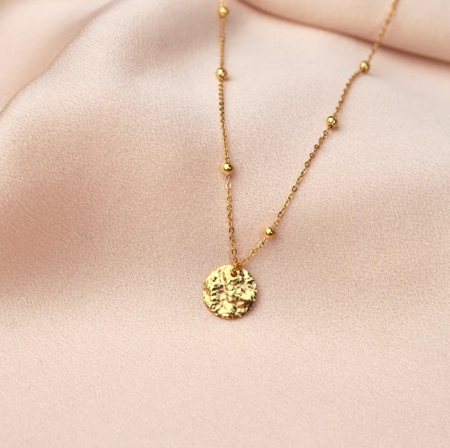 Collier acier inoxydable pendentif rond martelé