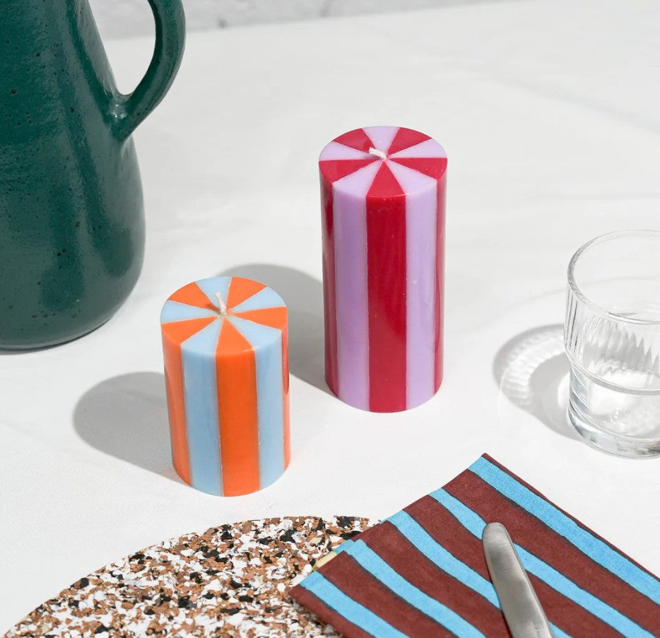 Bougie rayée M rose et blanc